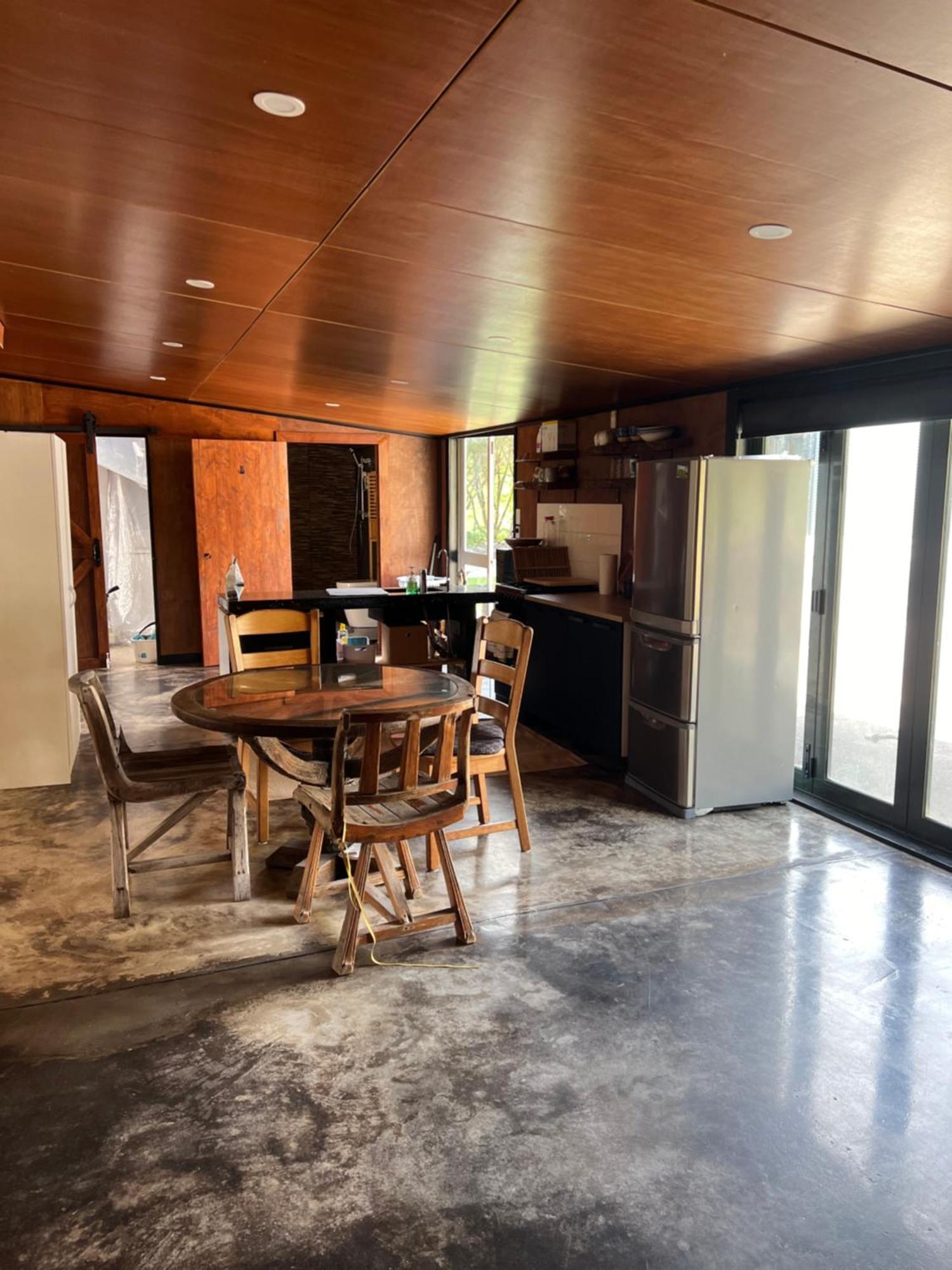 Self Contained Open Shed Space Wainui  Buitenkant foto