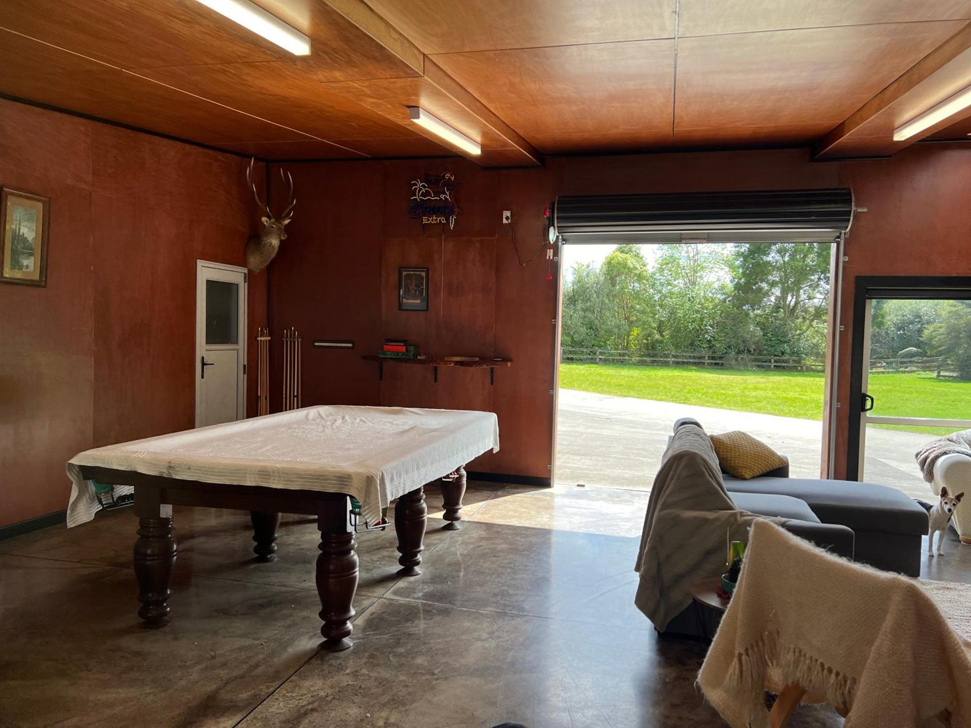 Self Contained Open Shed Space Wainui  Buitenkant foto